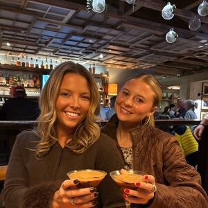 Meet your Posher, Bailey